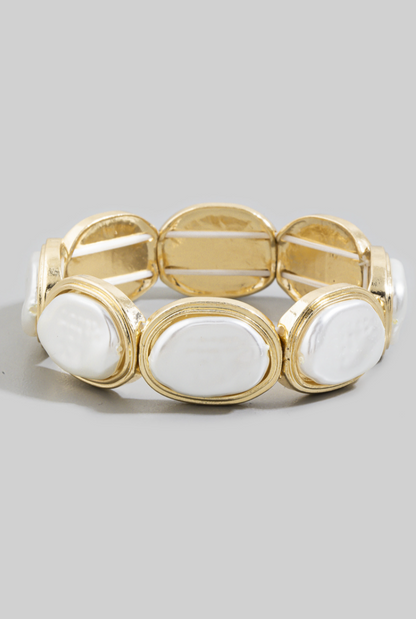 Pack Your Bags Pearl Bracelet