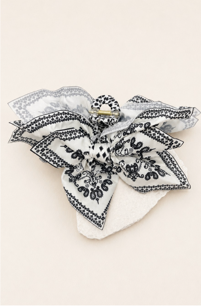 Taylor Paisley Claw Clip Black