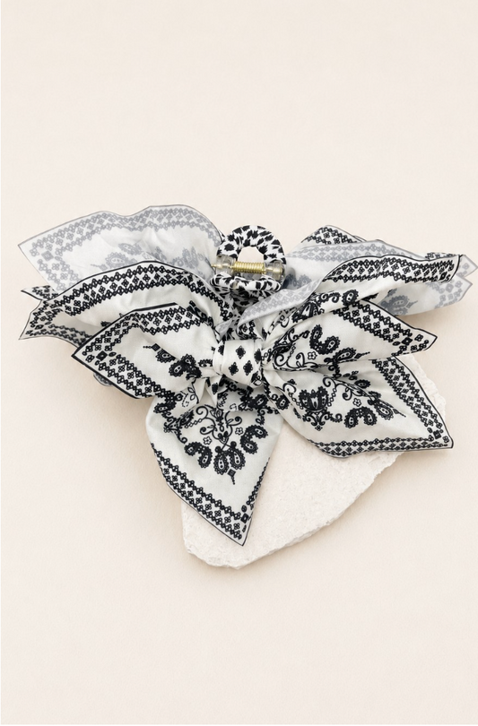 Taylor Paisley Claw Clip Black