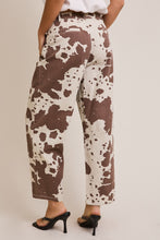 Load image into Gallery viewer, Kesha Animal Print Pants