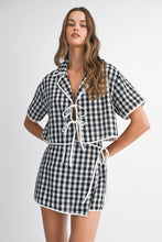 Load image into Gallery viewer, Checkmate Piped Gingham Set