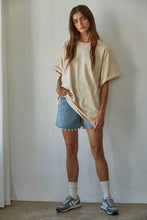 Load image into Gallery viewer, Everyday Oversized Tee Warm Cream