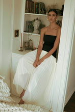 Load image into Gallery viewer, Noir Harmony Pleated Dress
