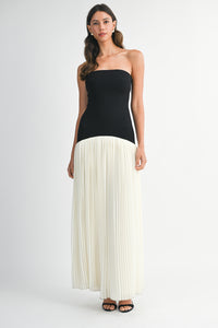 Noir Harmony Pleated Dress
