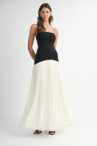 Noir Harmony Pleated Dress