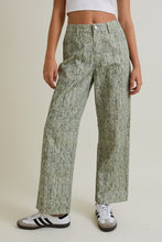 Load image into Gallery viewer, Woodland Escape Camo Pants