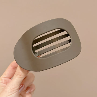 Pippa Jumbo Oval Clip Taupe