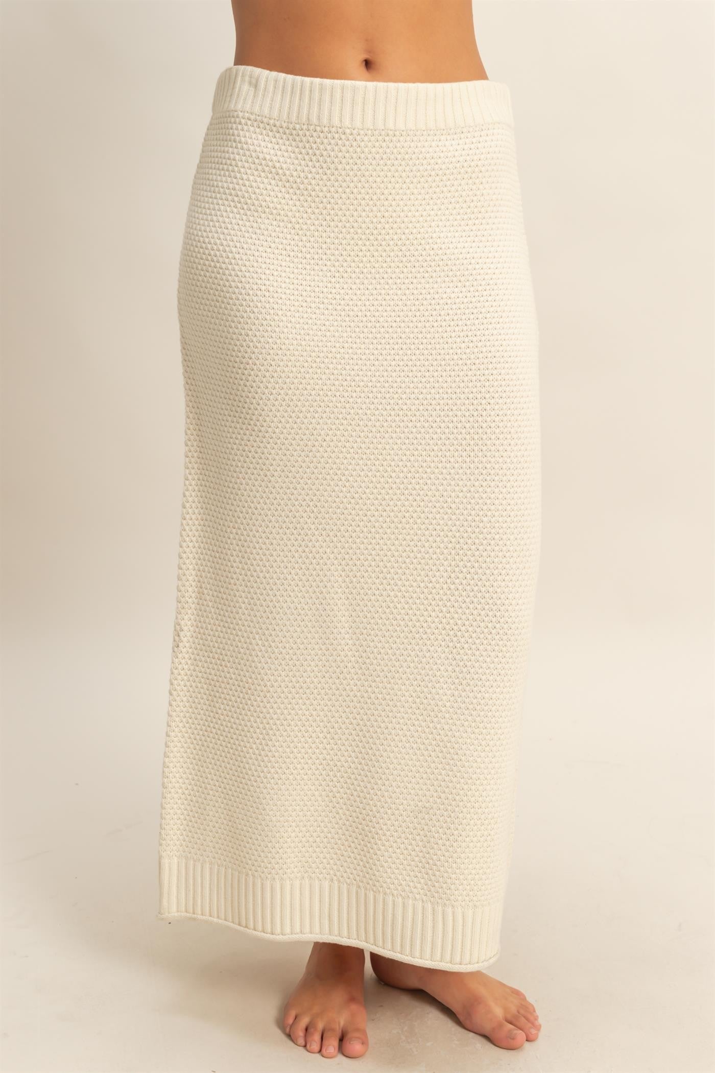 Ivory Horizon Knit Set