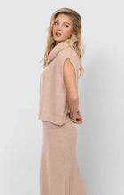 Load image into Gallery viewer, Crosby Turtleneck Vest