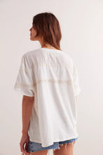 Load image into Gallery viewer, Dorothy Tee