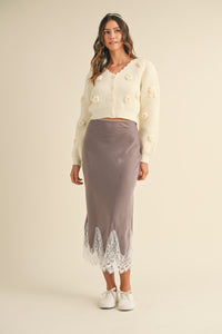 Fell Short Lace Midi Skirt