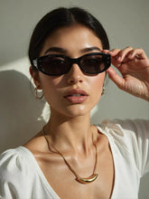 Load image into Gallery viewer, Full Swing Necklace Gold