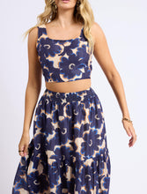 Load image into Gallery viewer, Flora Square Neck Crop Top