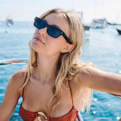 Flynn Sunnies Black/Smoke