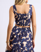 Load image into Gallery viewer, Flora Square Neck Crop Top