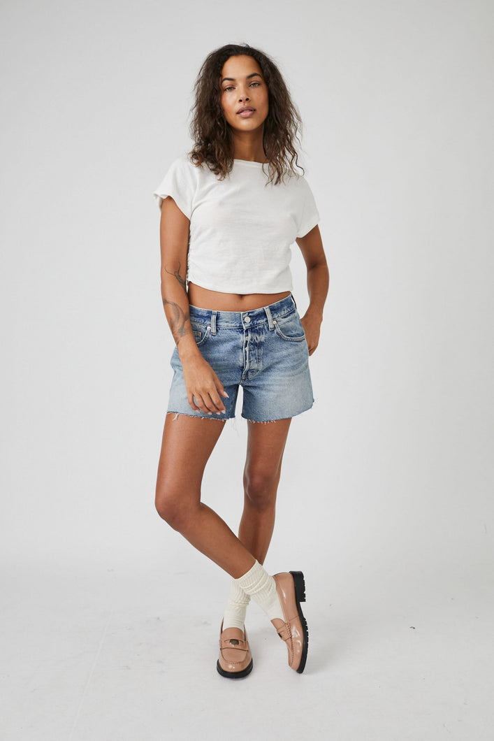 Ivy Mid Rise Short