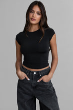 Load image into Gallery viewer, Madison Fitted Short Sleeve Top Black