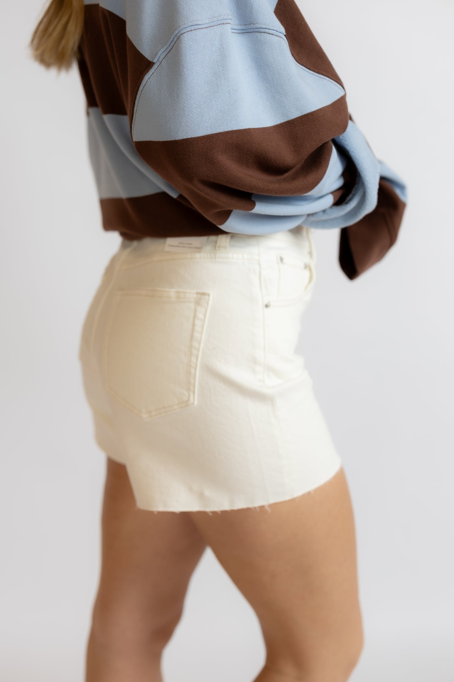 Jonah Mid Rise Relaxed Short Cloud