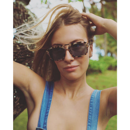 Royal Sunnies Snow Tort