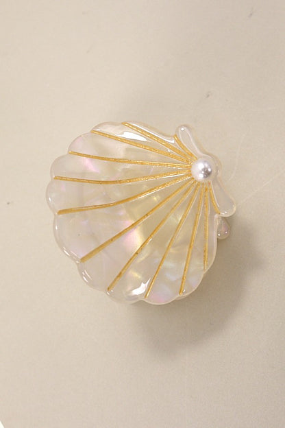 Sullivan's Seashell Claw Clip White