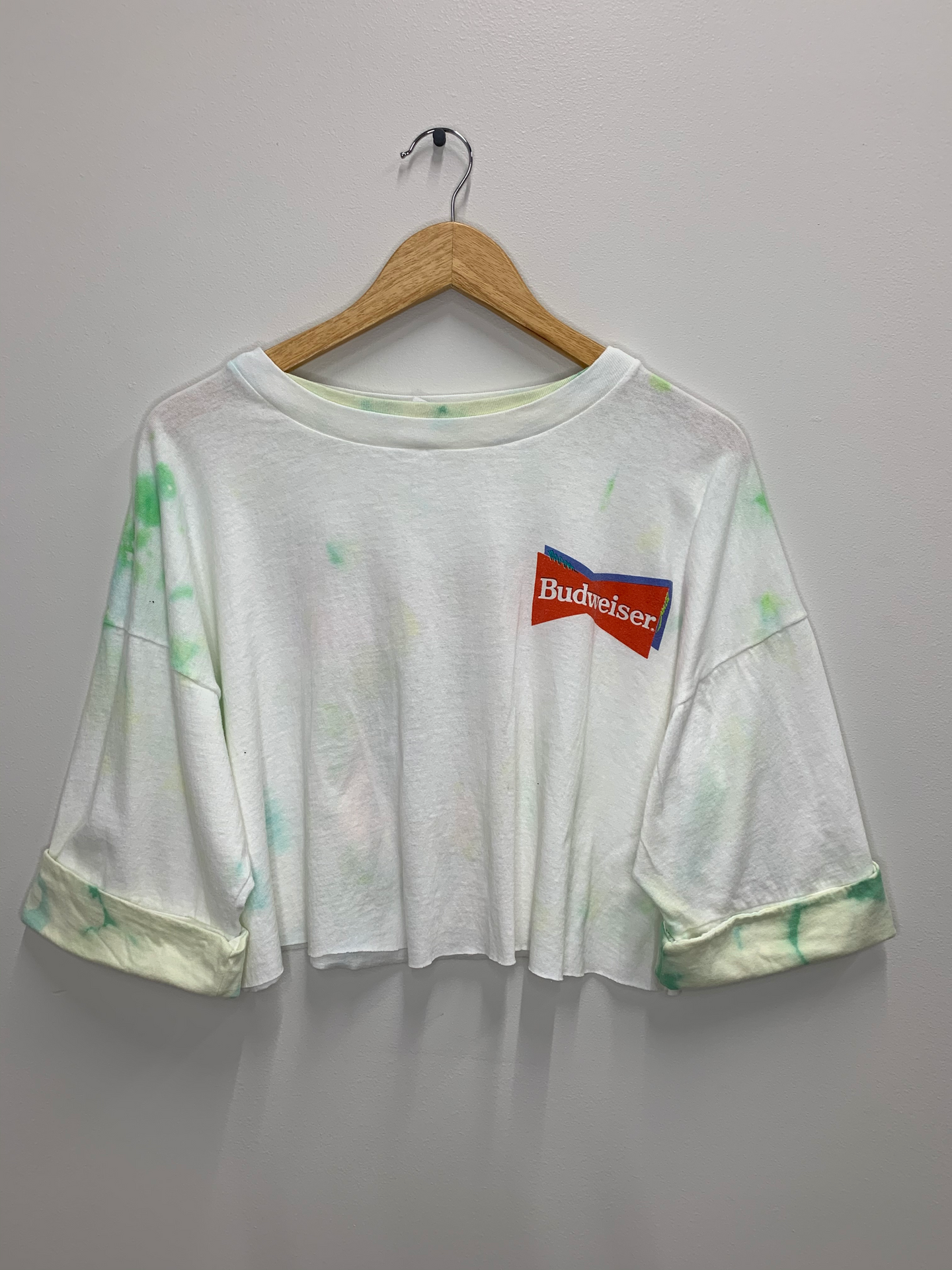 Dyed Budweiser Crop