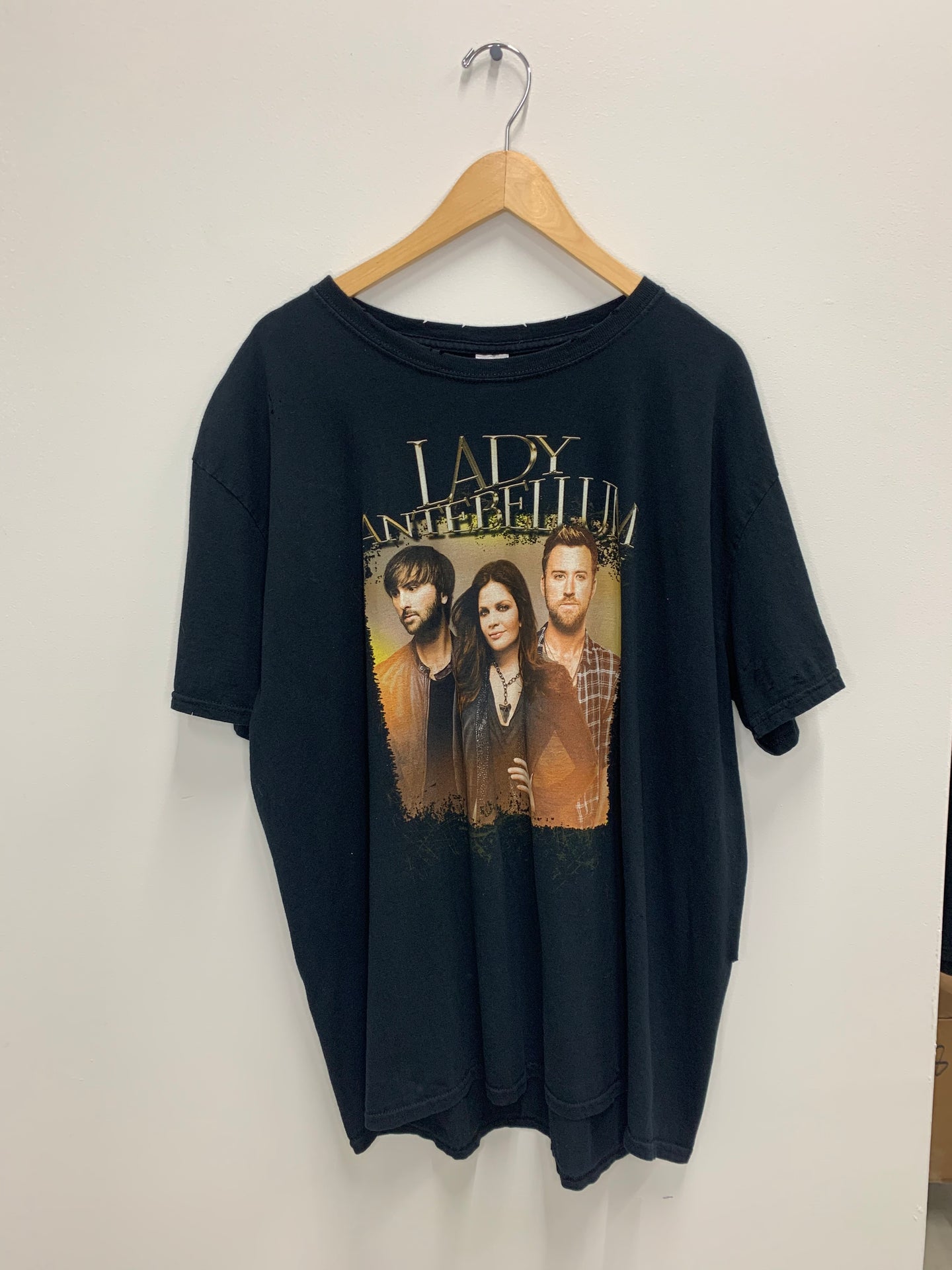 Oversized Lady Antebellum Tee