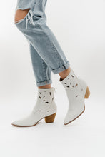 Load image into Gallery viewer, Coconuts Acacia Bootie