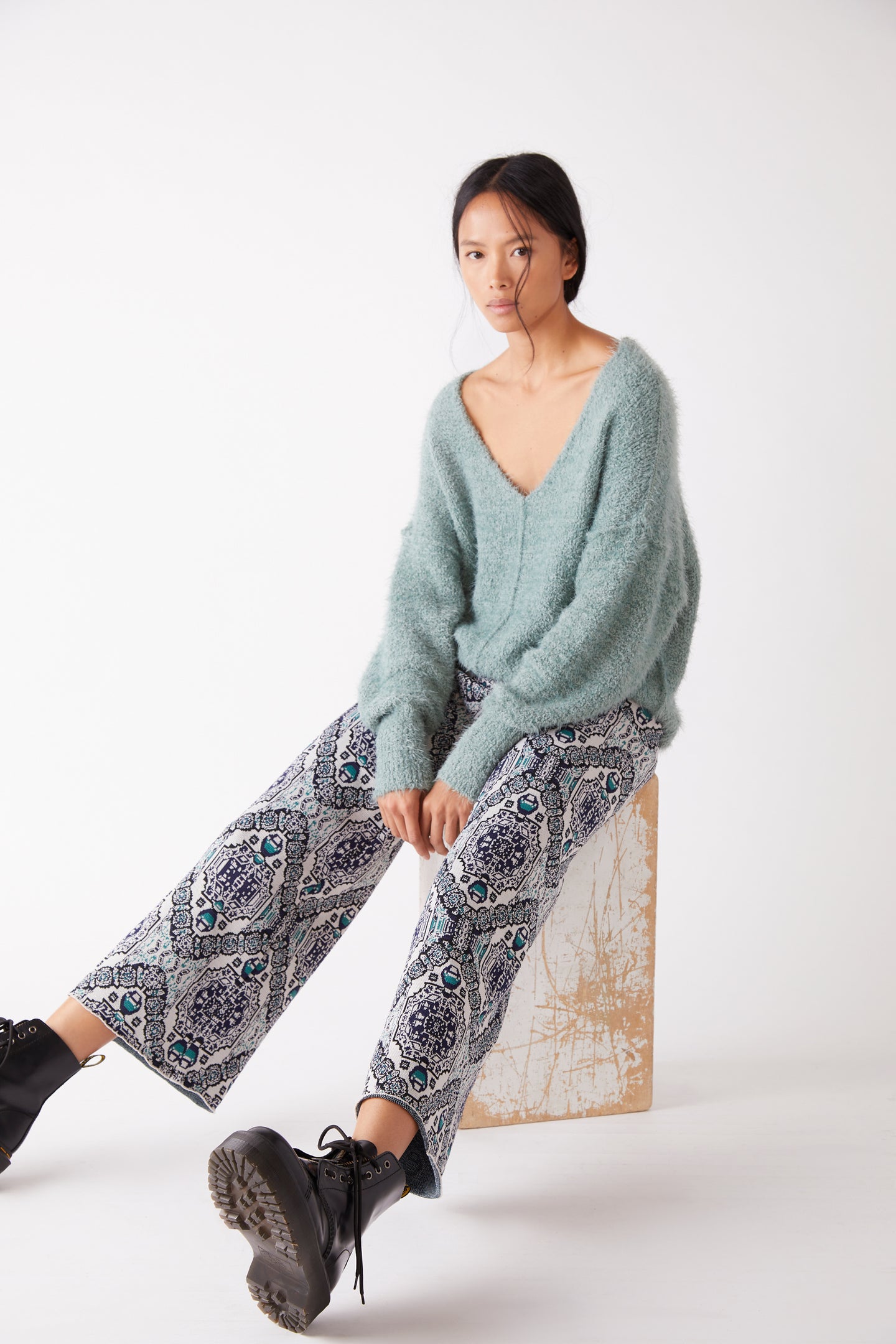 Icing V Pullover