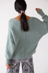 Icing V Pullover