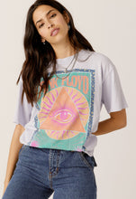 Load image into Gallery viewer, Pink Floyd Poster Weekend Tee