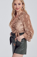Load image into Gallery viewer, Boss Babe Top