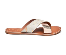 Load image into Gallery viewer, Pebble Gold Spot Sandal