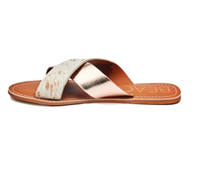 Load image into Gallery viewer, Pebble Gold Spot Sandal