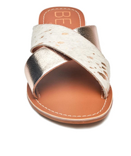 Load image into Gallery viewer, Pebble Gold Spot Sandal