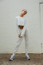 Load image into Gallery viewer, Orchard Sweatshirt Cloud