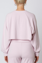 Load image into Gallery viewer, Cut Off Raglan Hacci Top