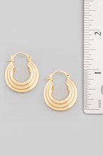 Load image into Gallery viewer, Skipping Class Earrings