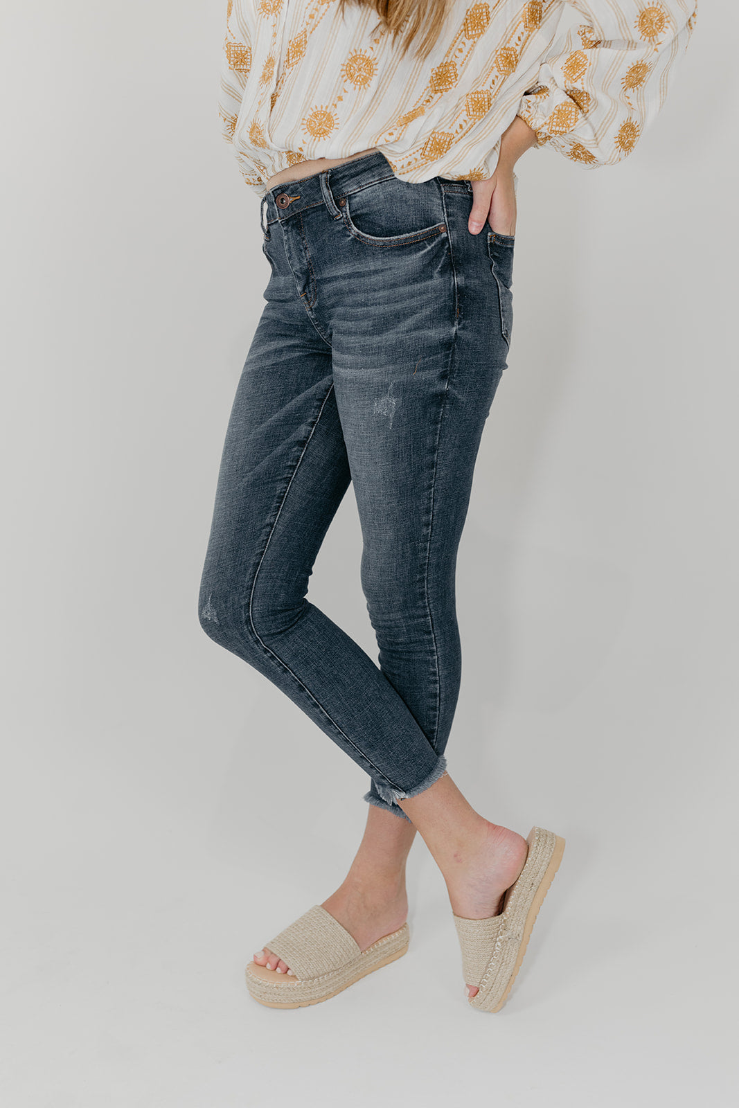 Audrey Mid Rise Skinny