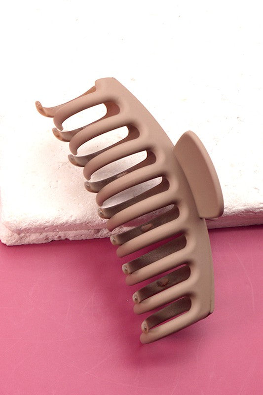 Need Somebody Clip Clay Beige