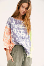 Load image into Gallery viewer, Chasing The Sun Tee