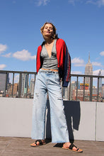 Load image into Gallery viewer, Kinsey Crop Jeans