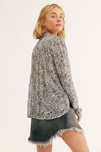 Load image into Gallery viewer, Lela Blouse