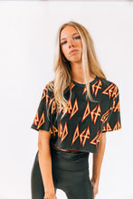 Load image into Gallery viewer, Def Leppard Cropped Tee