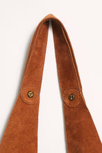 Load image into Gallery viewer, Paris Suede Tote Rust